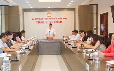 Công bố Kế hoạch và Quyết định thành lập Đoàn giám sát việc thực hiện dân chủ ở cơ sở gắn với trách nhiệm người đứng đầu