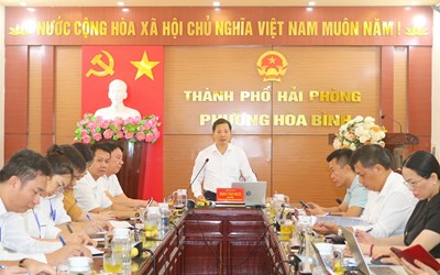 Giám sát việc giải quyết thủ tục hành chính tại phường Hòa Bình gắn với vận hành mô hình chính quyền địa phương hai cấp