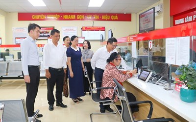 Nâng cao hiệu quả giải quyết thủ tục hành chính gắn với vận hành mô hình chính quyền địa phương 2 cấp